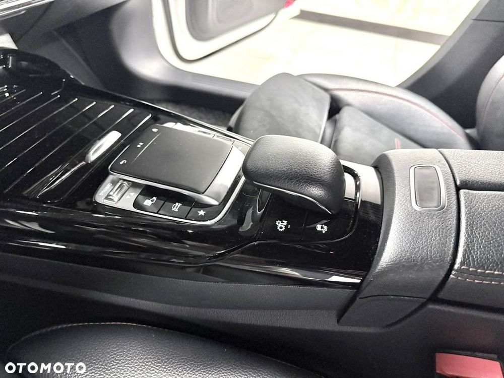 Mercedes-Benz Klasa A AMG 35 4Matic AMG Speedshift DCT 8G AMG Line Advanced Plus - 28