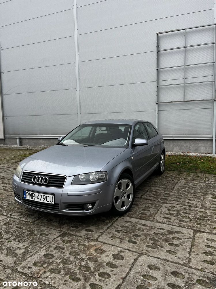 Audi A3 3-drzwiowe 1.6 Attraction - 1