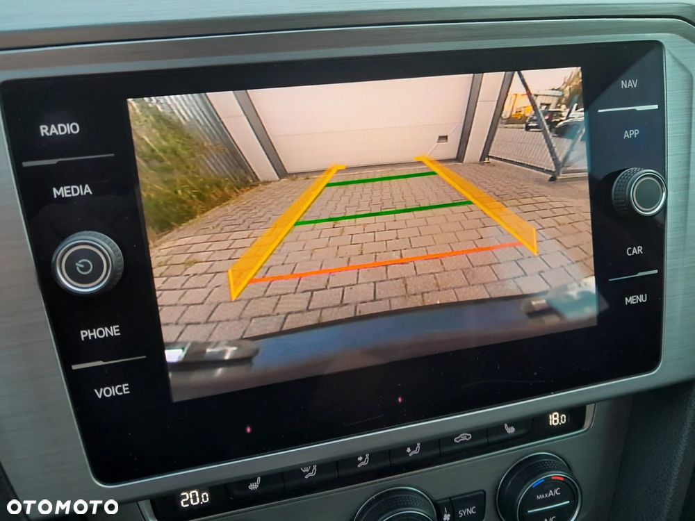 Volkswagen Passat Variant 1.5 TSI EVO Elegance - 14