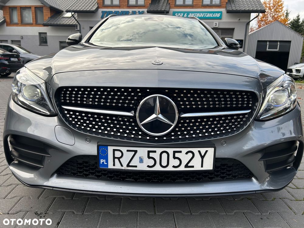 Mercedes-Benz Klasa C 220 d 4MATIC 9G-TRONIC - 9