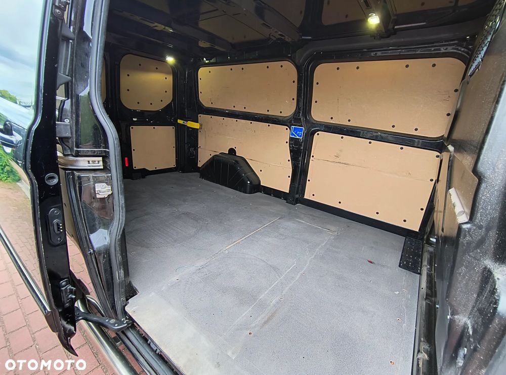 Ford Transit Custom - 9