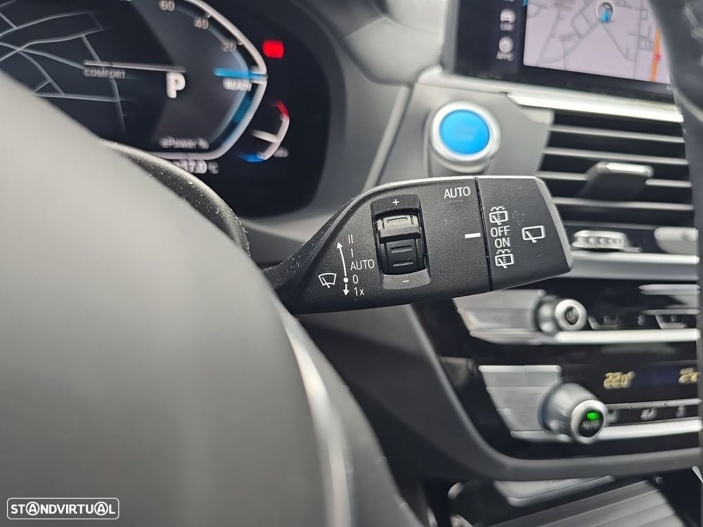 BMW iX3 Inspiring - 21