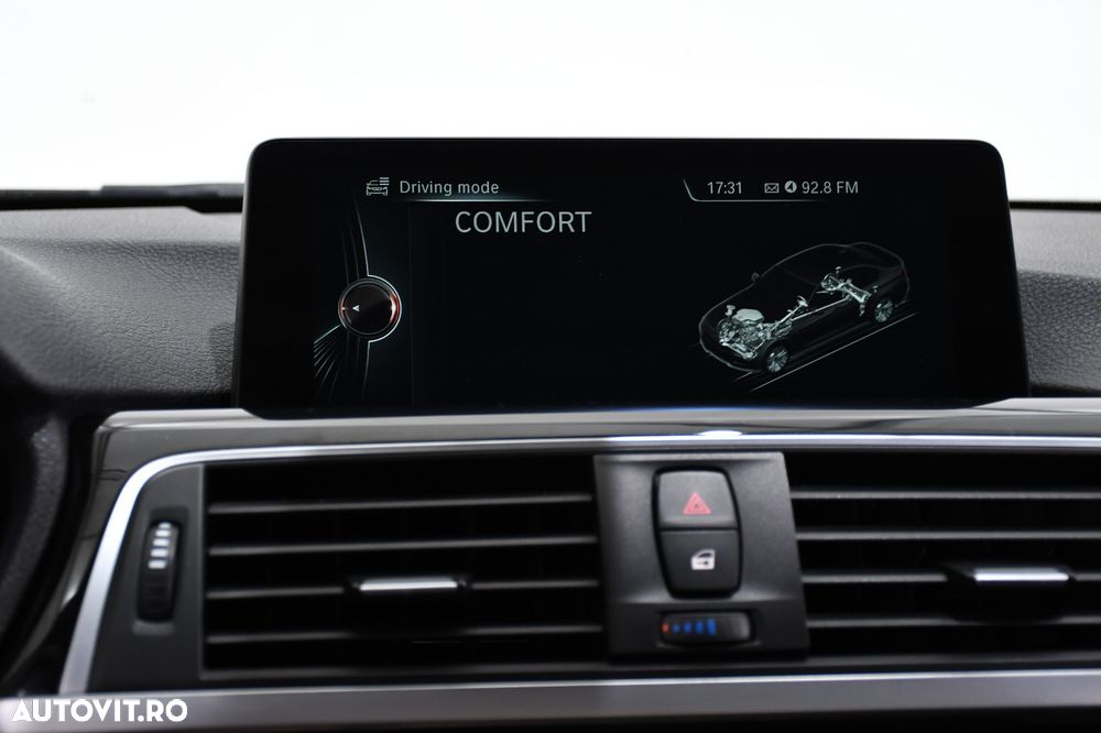 BMW Seria 3 330e iPerformance Sport Line - 24