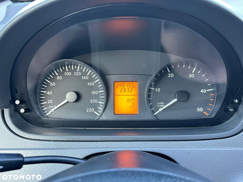 Mercedes-Benz Vito - 15
