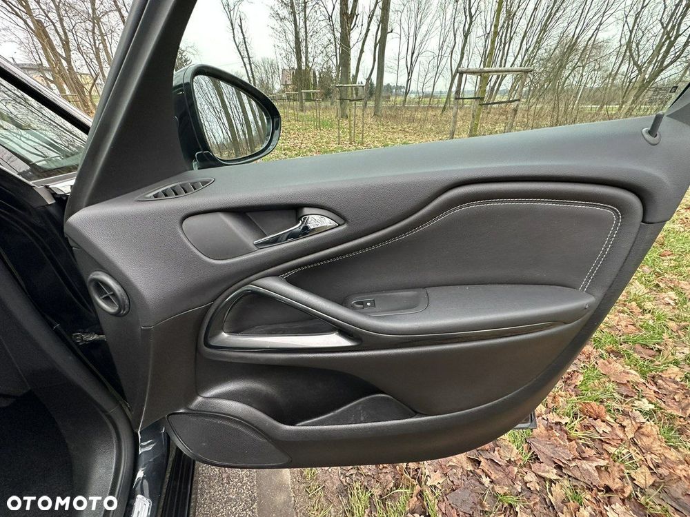 Opel Zafira - 27