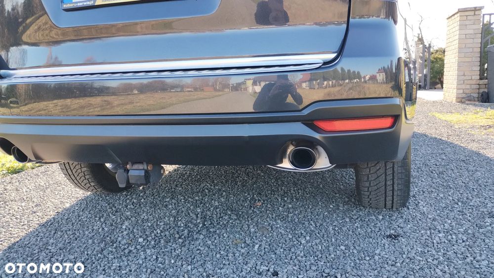 Subaru Forester 2.0XT Platinum Lineartronic - 23