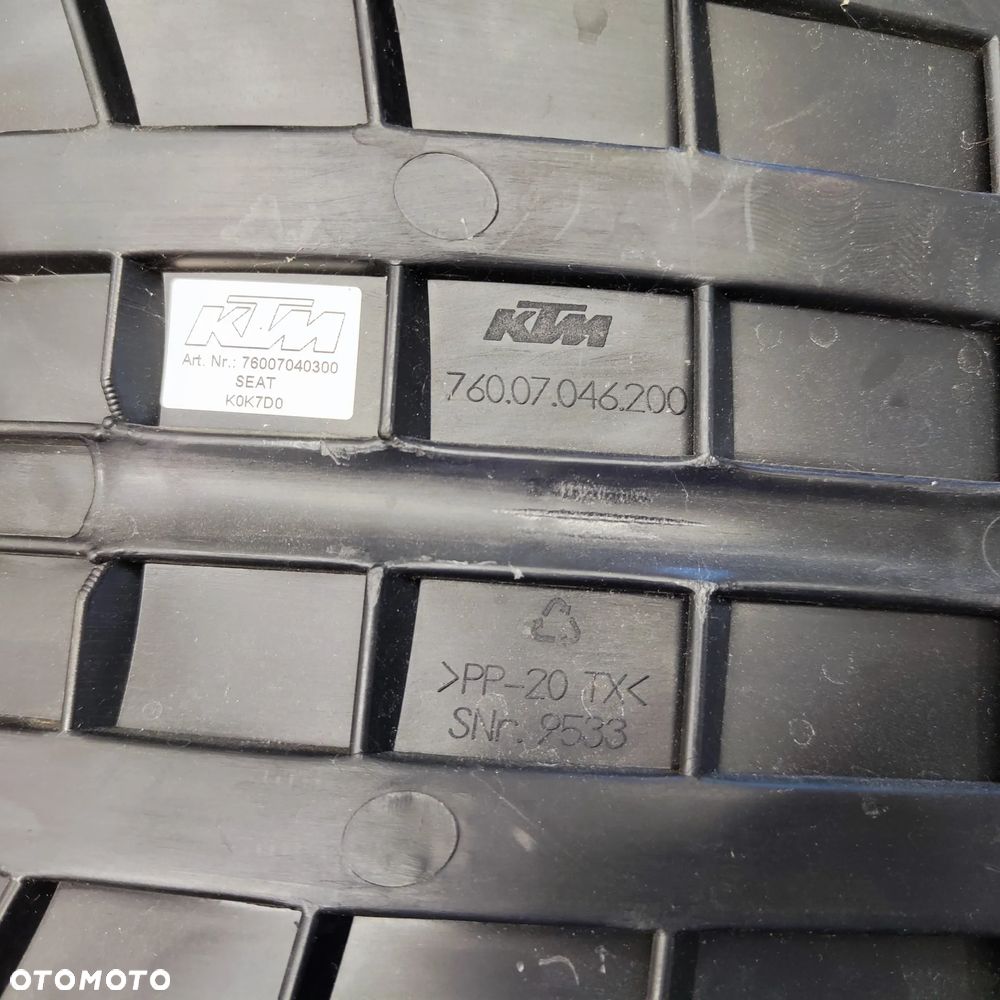 Siedzenie, fotel przód, kanapa kierowcy KTM 690 Duke 16-19 - 16