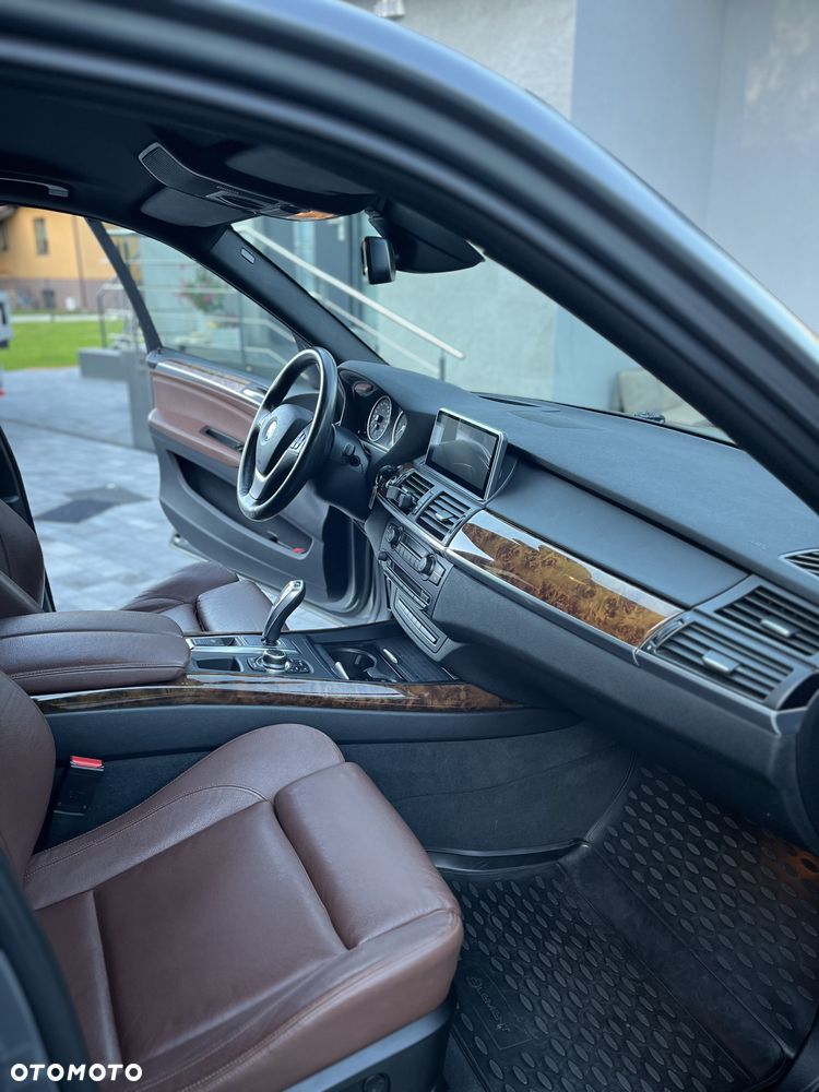 BMW X5 xDrive30d - 12