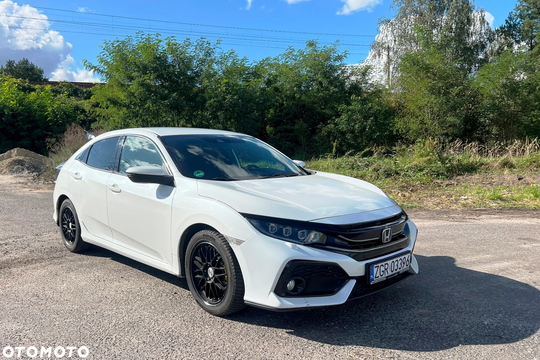 Honda Civic 1.6 i-DTEC Executive Black Edition - 4