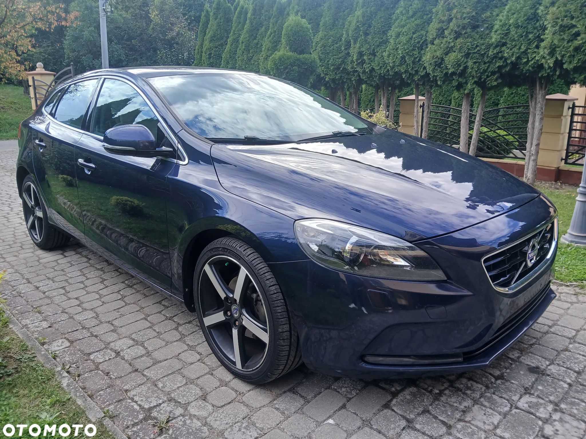 Volvo V40 D2 Summum - 1