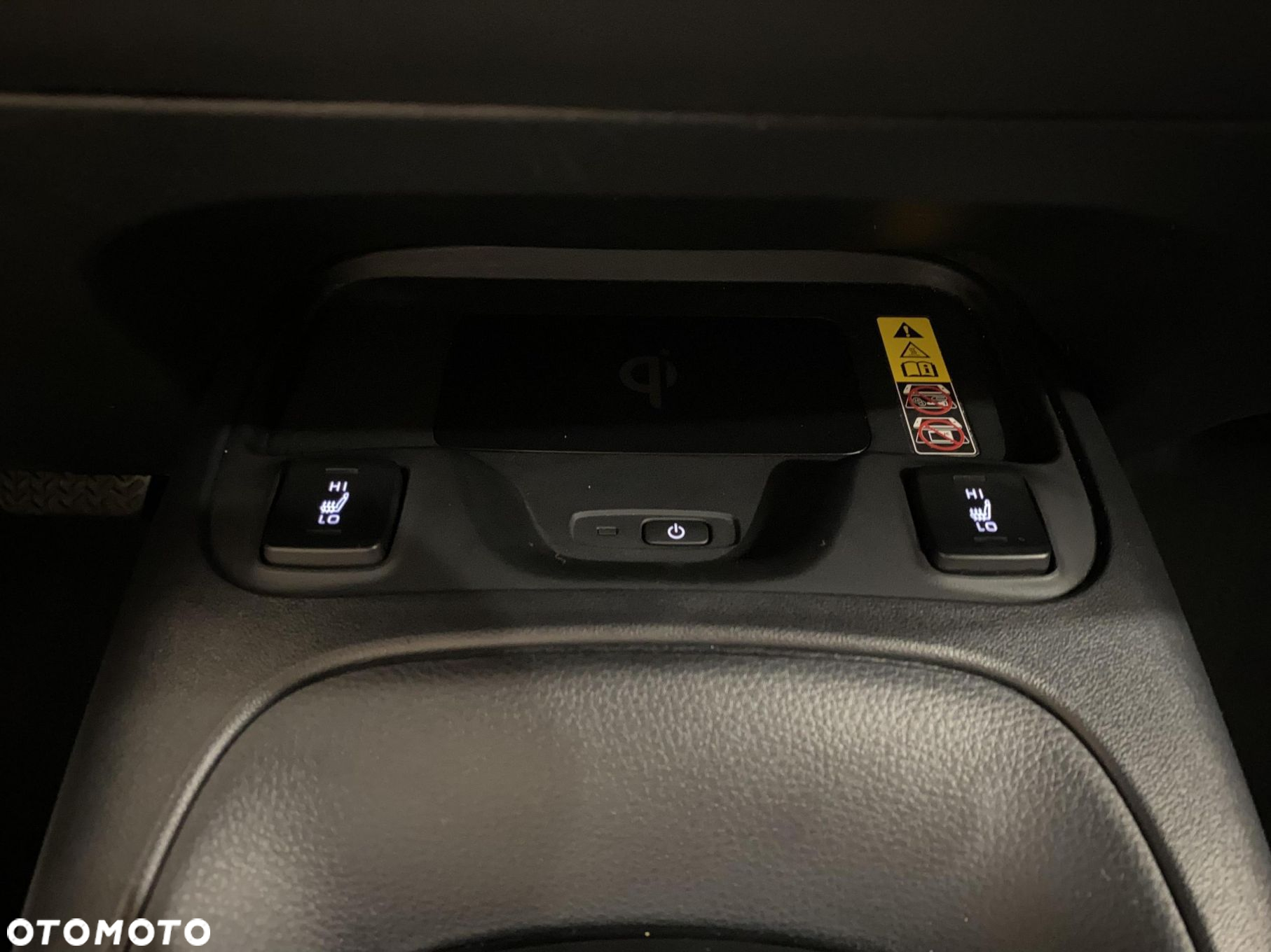 Toyota Corolla 1.8 Hybrid Comfort - 18
