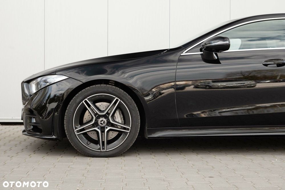 Mercedes-Benz CLS - 10