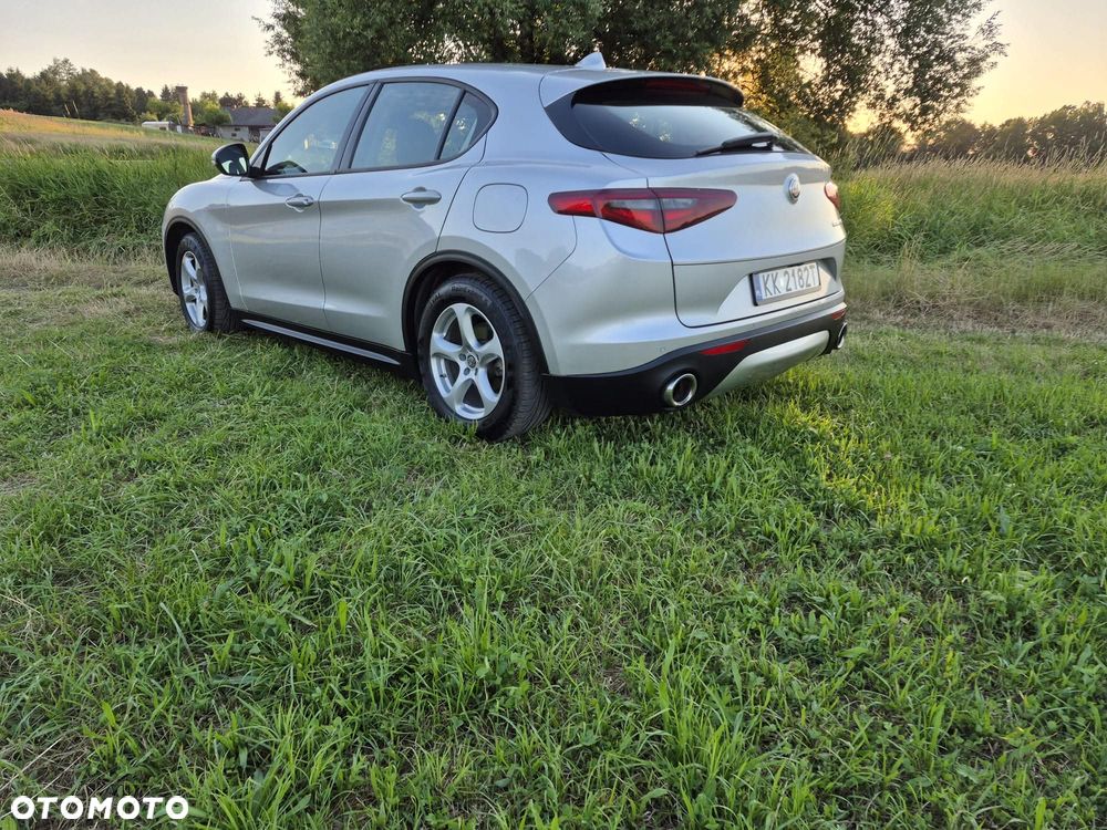 Alfa Romeo Stelvio 2.2 JTDM - 28