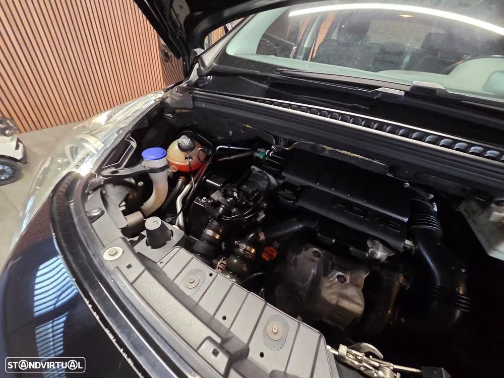 Peugeot 3008 1.6 HDi Sport — fotografia 6