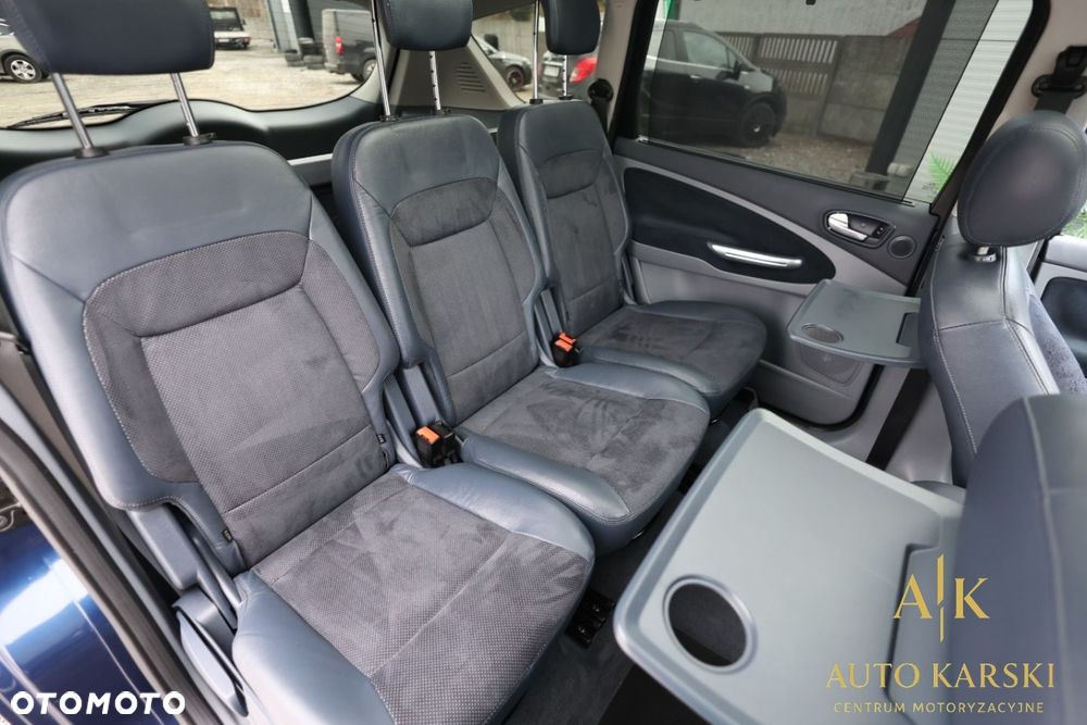 Ford S-Max - 38
