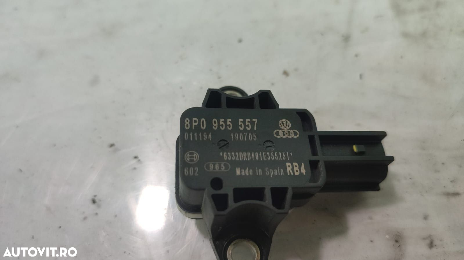 Senzor impact 8p0955557 Audi A3 8P/8PA [facelift] [2004 - 2008] - 3