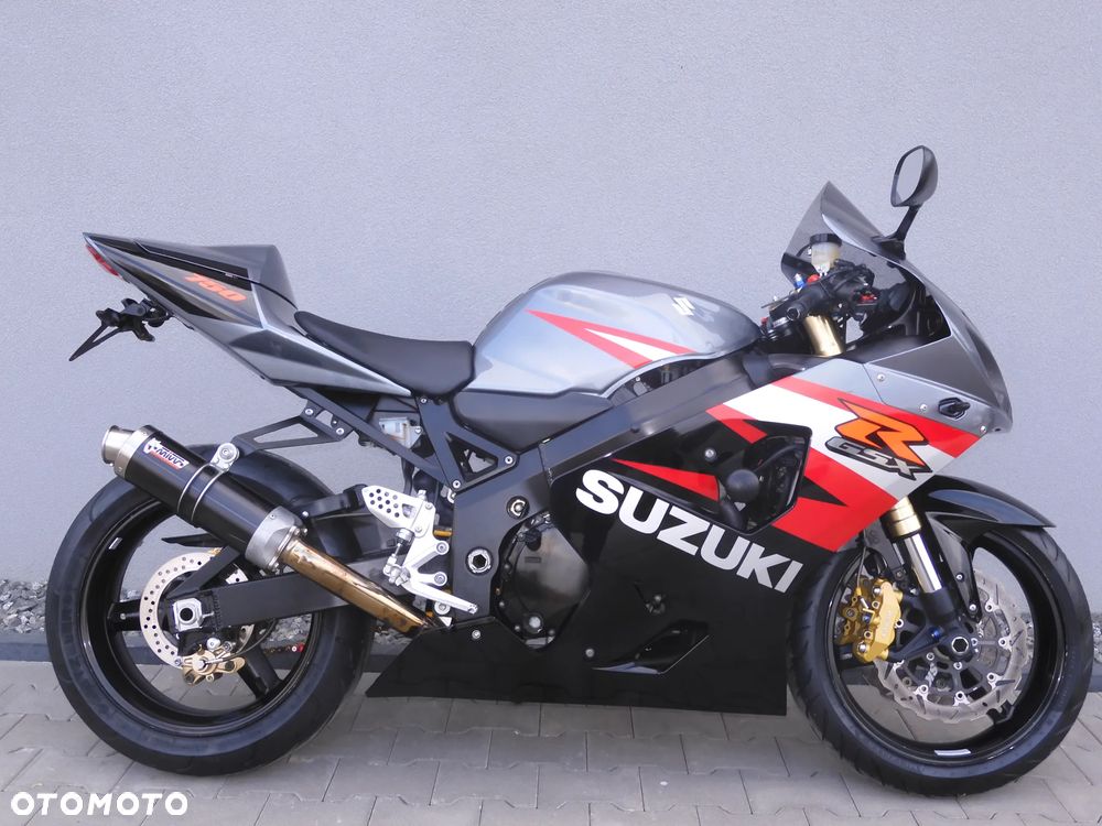 Suzuki GSX-R - 6
