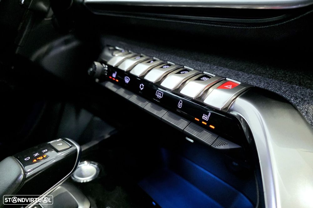 Peugeot 3008 1.6 BlueHDi GT Line EAT6 - 25