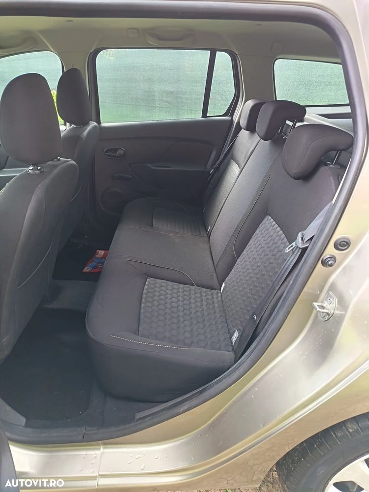 Dacia Logan 1.2 16V Laureate - 7
