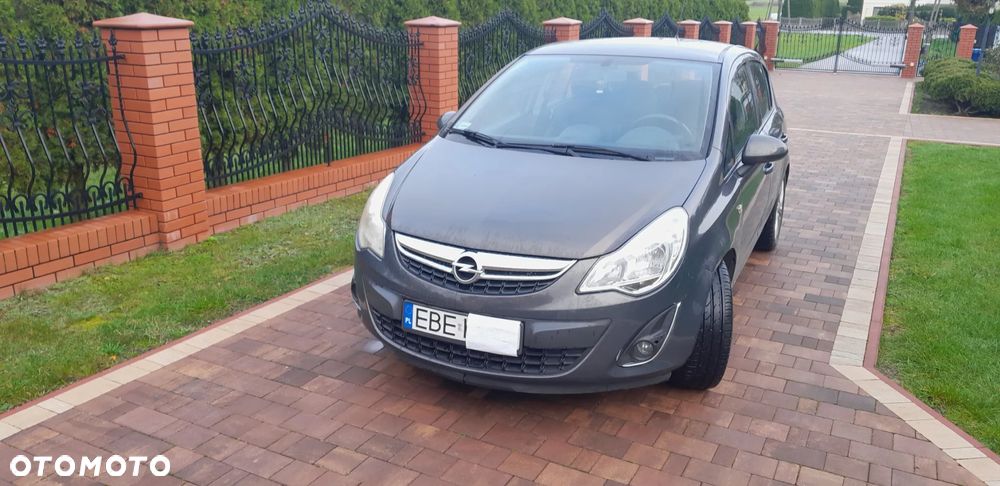 Opel Corsa 1.4 16V Cosmo - 1