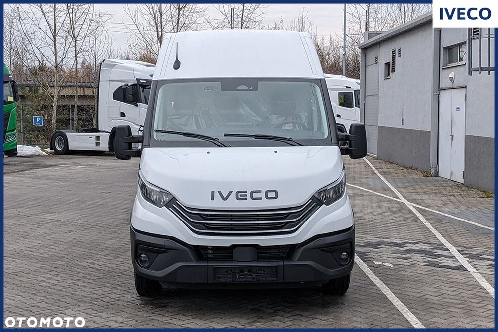 Iveco Daily 35S18 16m3 L4H2 180KM - 2
