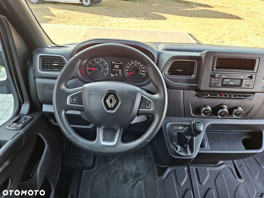 Renault Master L2H2 2.3dCi 136KM - 17