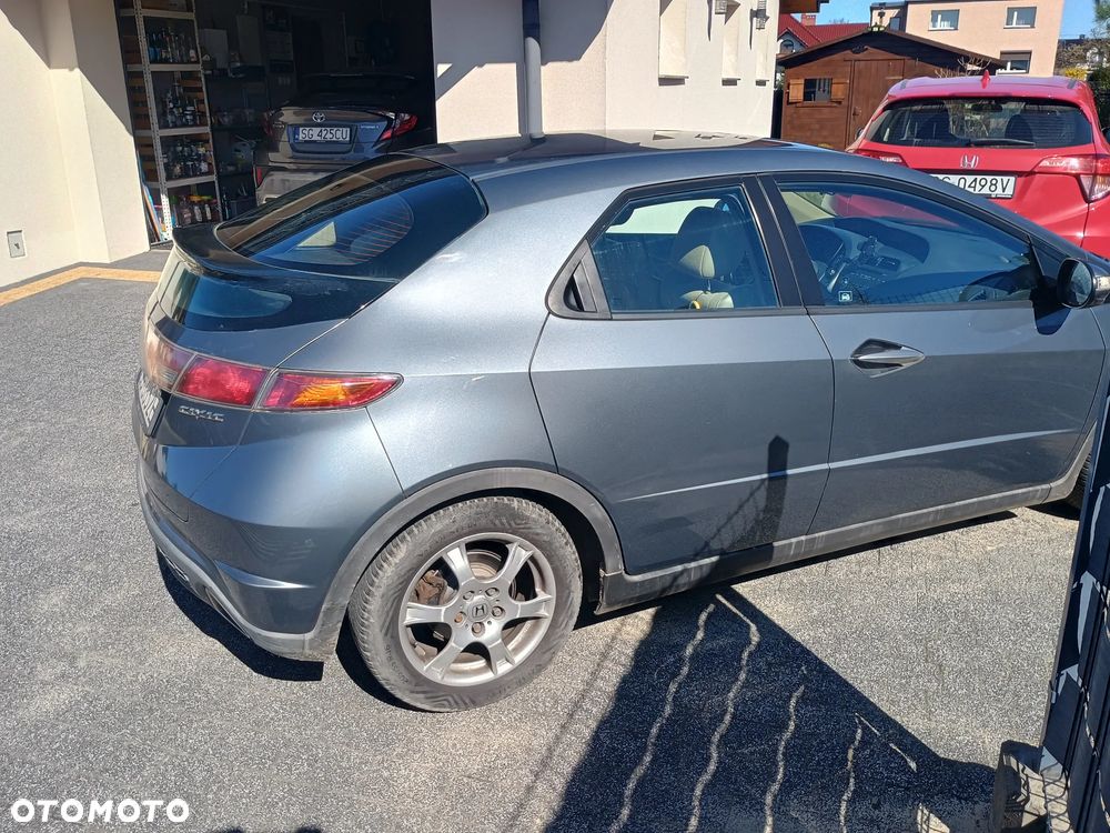 Honda Civic 1.8 Comfort - 5