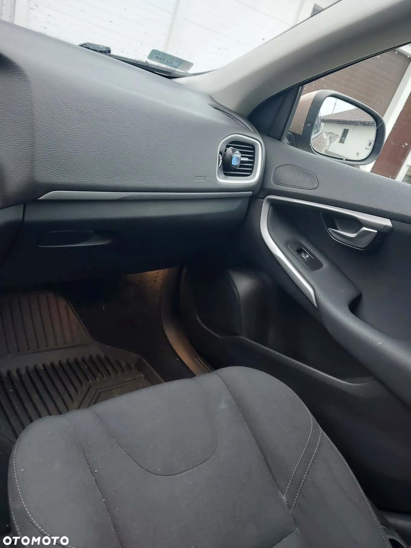 Volvo V40 D3 Geartronic - 9
