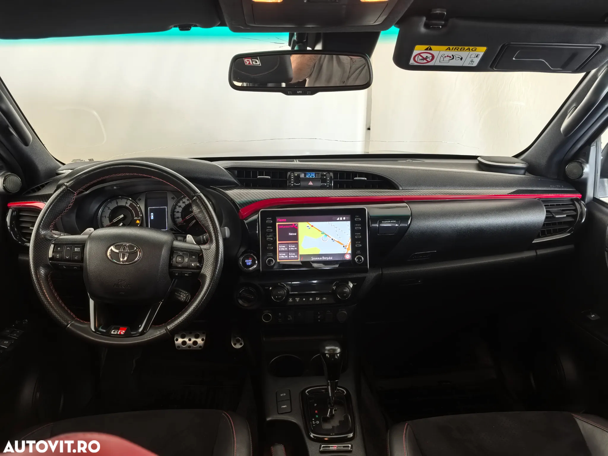 Toyota Hilux 2.8D 204CP 4x4 Double Cab AT GR Sport - 11