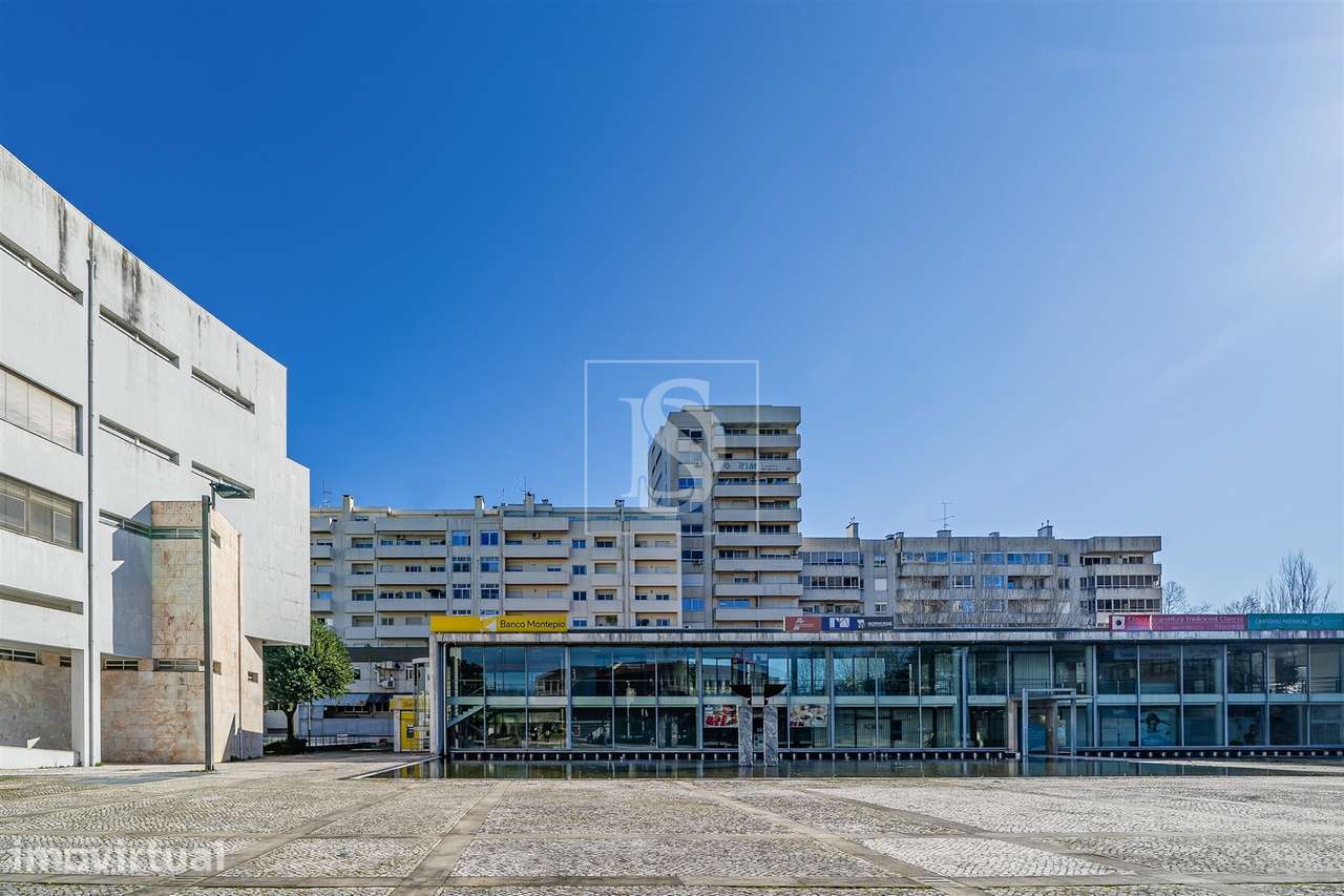Loja  Venda em Braga (São Vítor),Braga - Grande imagem: 2/34