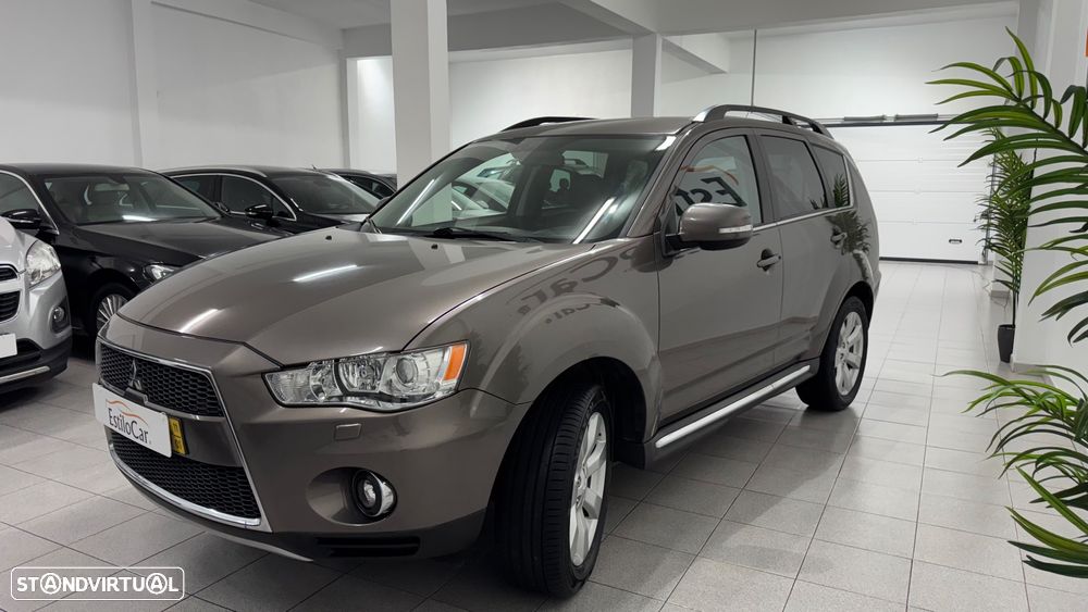 Mitsubishi Outlander 2.2 DI-D Instyle 4WD - 14