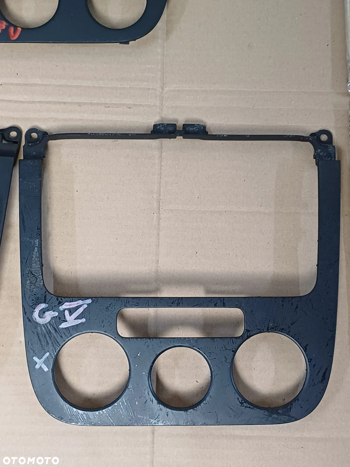 VW GOLF V Ramka radia 1K0858069 - 4