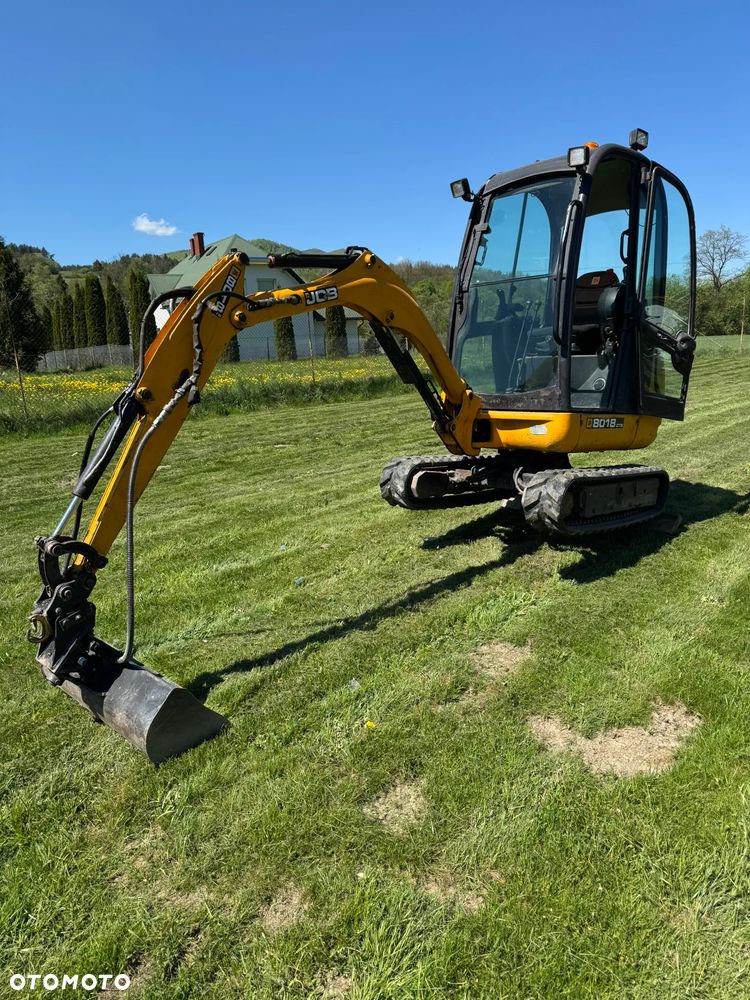 JCB 8018 - 2