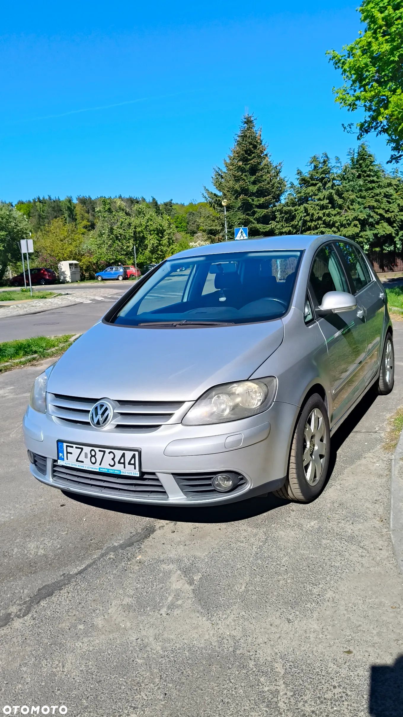 Volkswagen Golf - 1