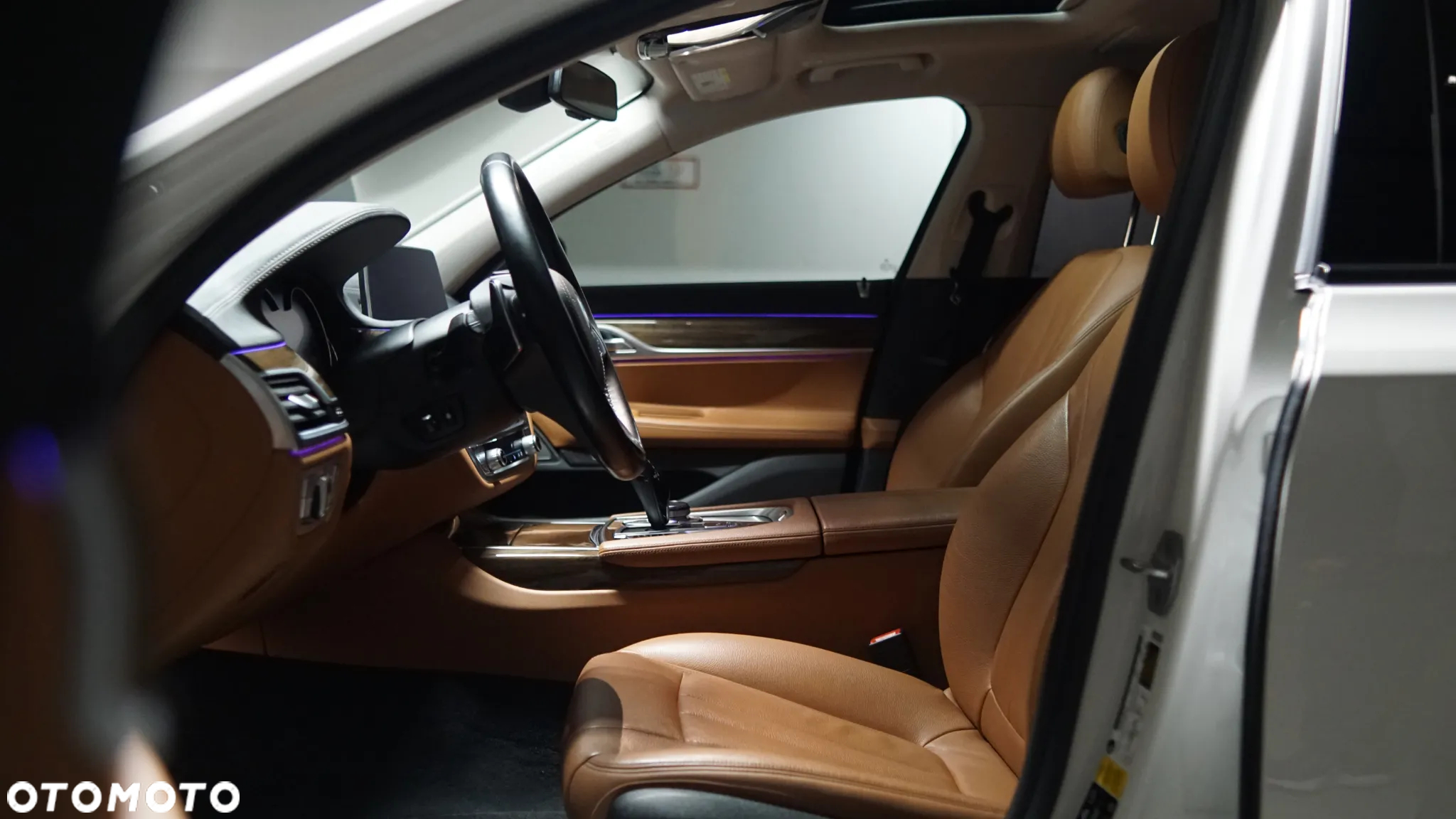 BMW Seria 7 740Li xDrive - 19