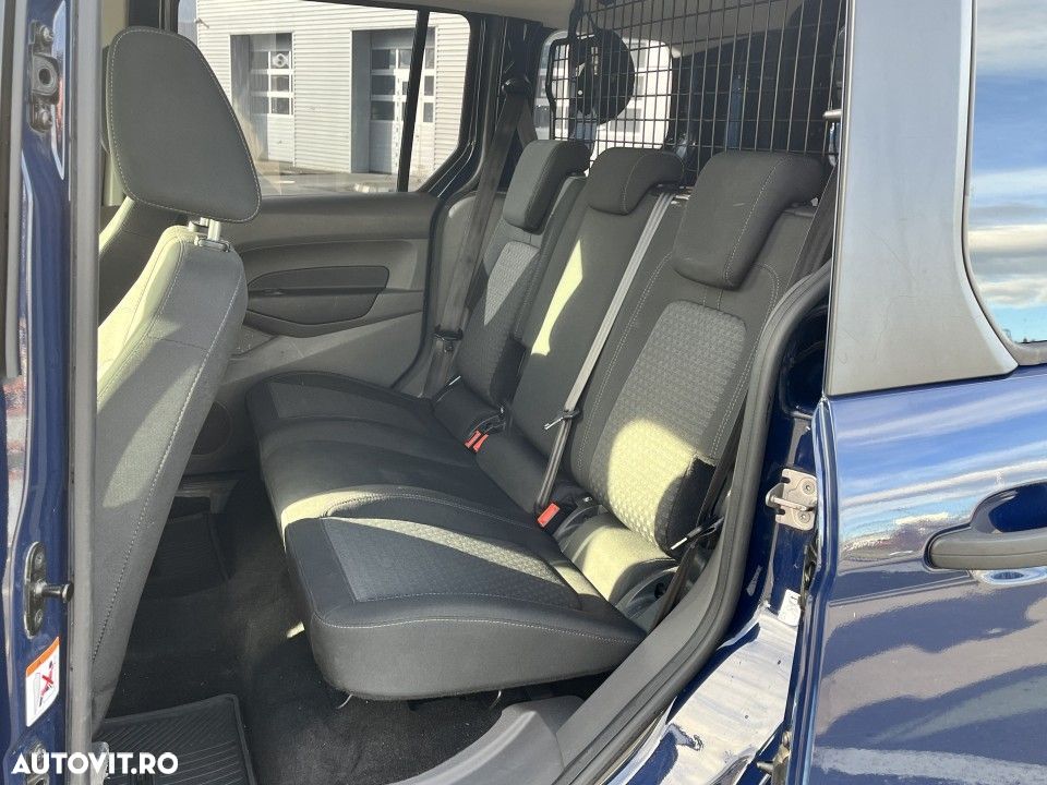 Ford Transit Connect - 3