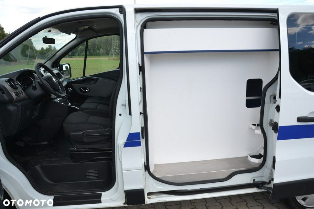 Renault Trafic - 13