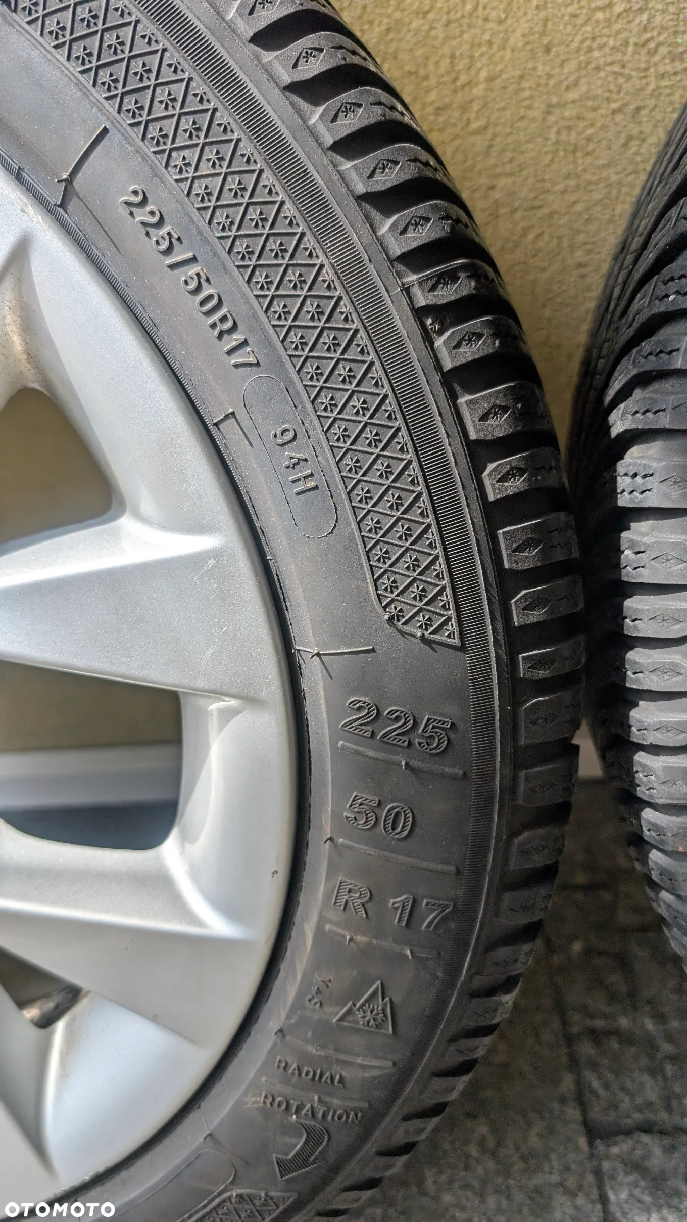 Komplet oryginalnych kół z felgami ALU do BMW X1 (e84) z prawie nowymi oponami zimowymi KLEBER 225/50R17 - 12