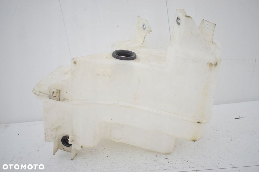 zbiorniczek spryskiwaczy toyota prius iv 060851-577 - 2