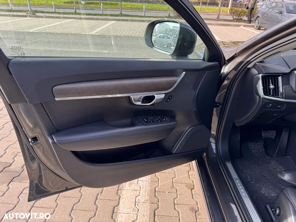 Volvo V90 Cross Country D5 AWD Geartronic - 12