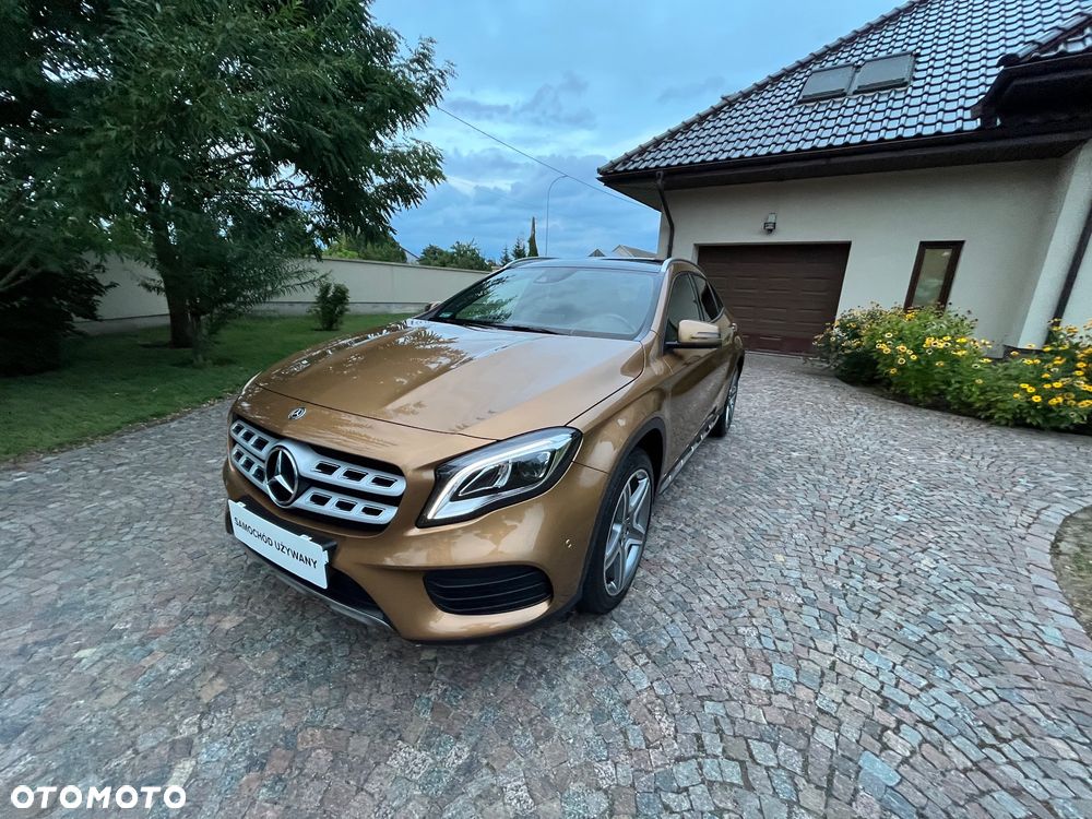 Mercedes-Benz GLA 220 4-Matic AMG Line - 3