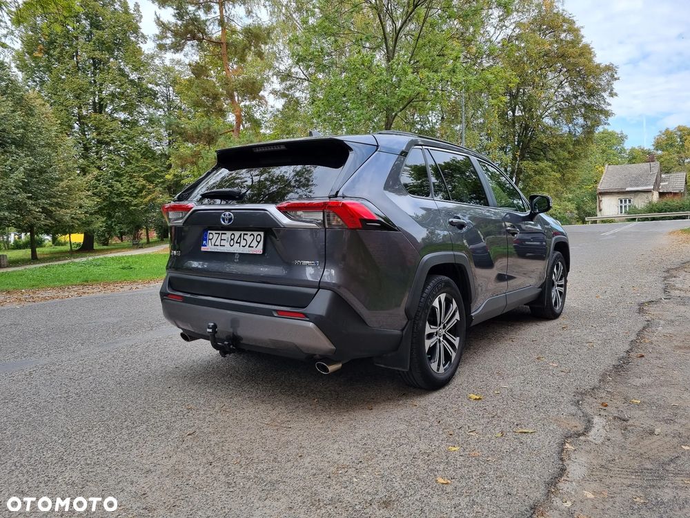 Toyota RAV4 - 5