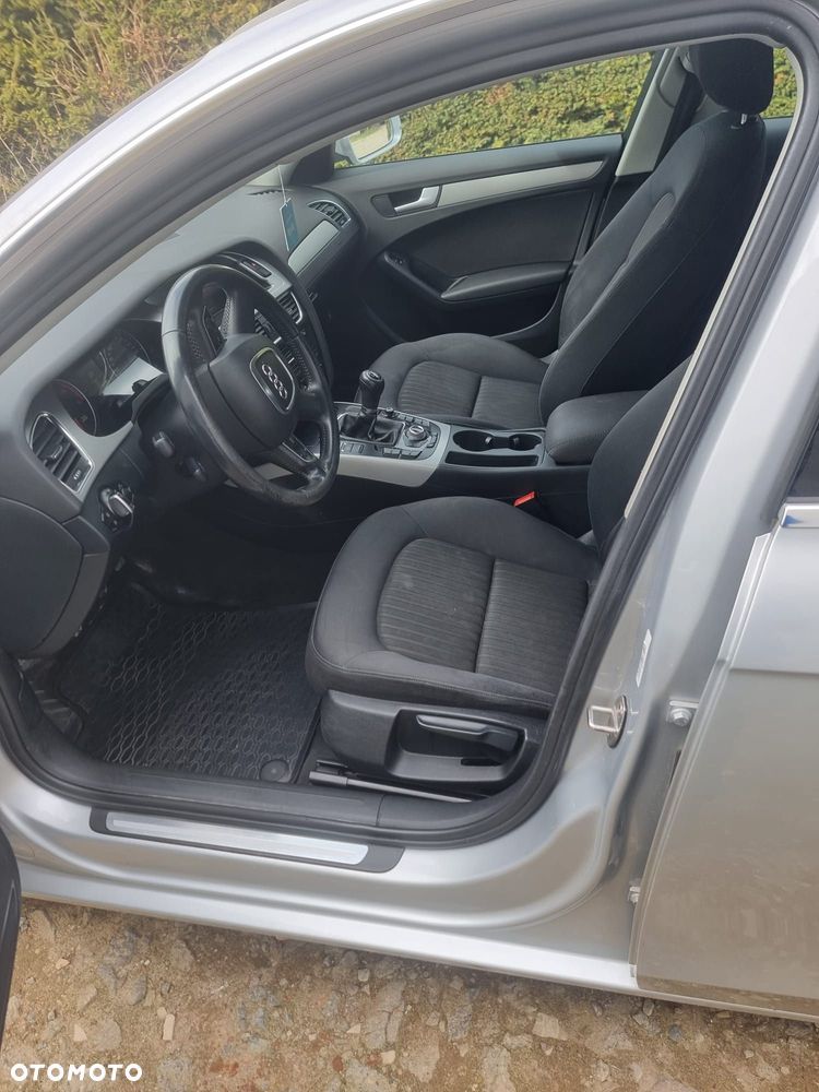 Audi A4 Avant 2.0 TDI - 8