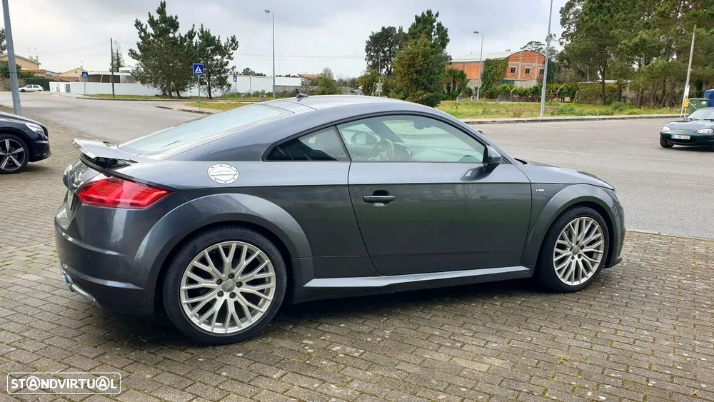 Audi TT Coupé 2.0 TDI S-line - 4
