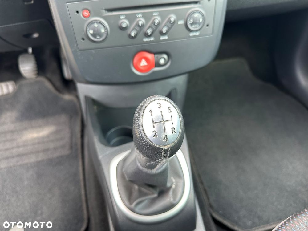 Renault Clio - 20
