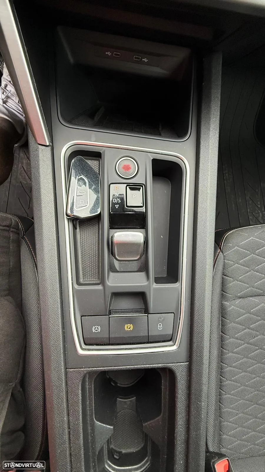 SEAT Leon 2.0 TDI DPF S&S DSG FR - 26