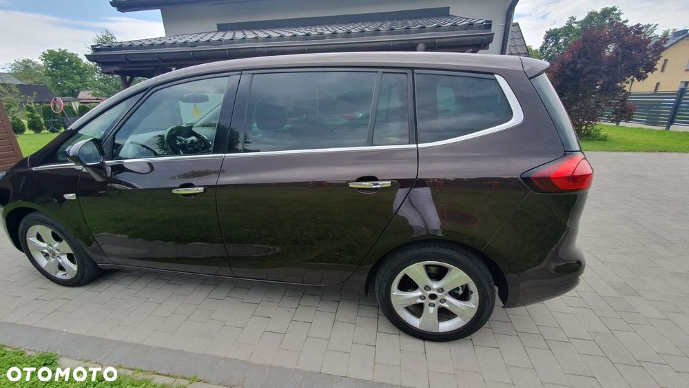 Opel Zafira 2.0 CDTI Cosmo - 1