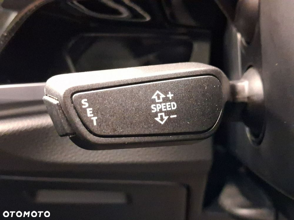 Audi Q3 - 24