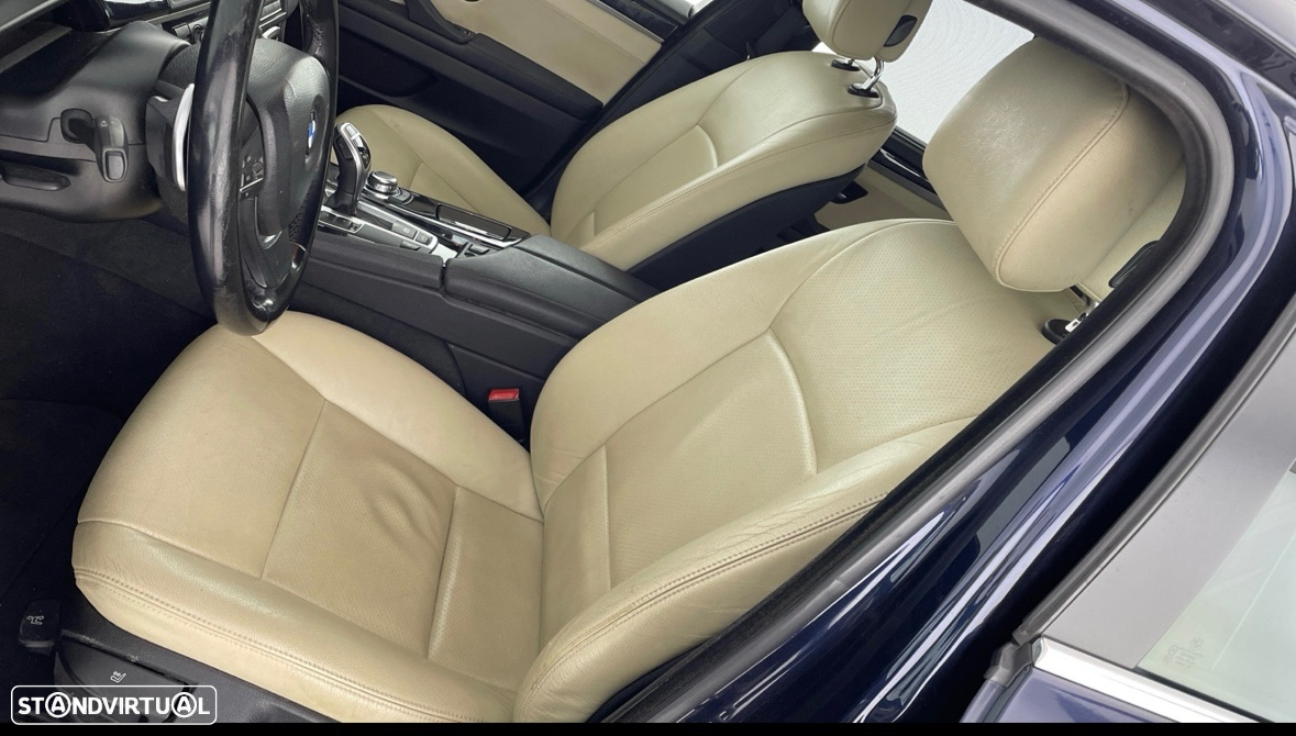 BMW 520 d Exclusive Auto 129g - 11