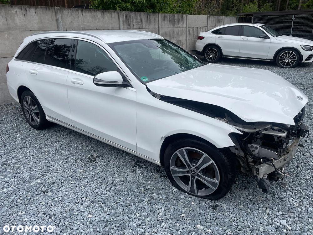 Mercedes-Benz Klasa C 300 d 4Matic 9G-TRONIC Avantgarde - 9